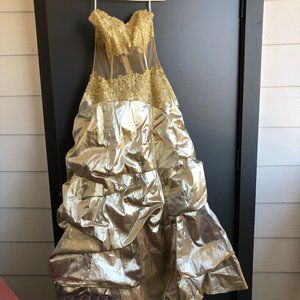 Jovani Formal dress, prom dress, size 12 in gold